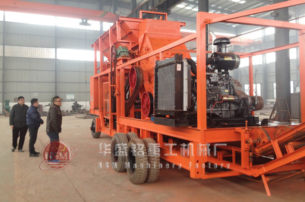 小型移動對輥制砂機(jī)